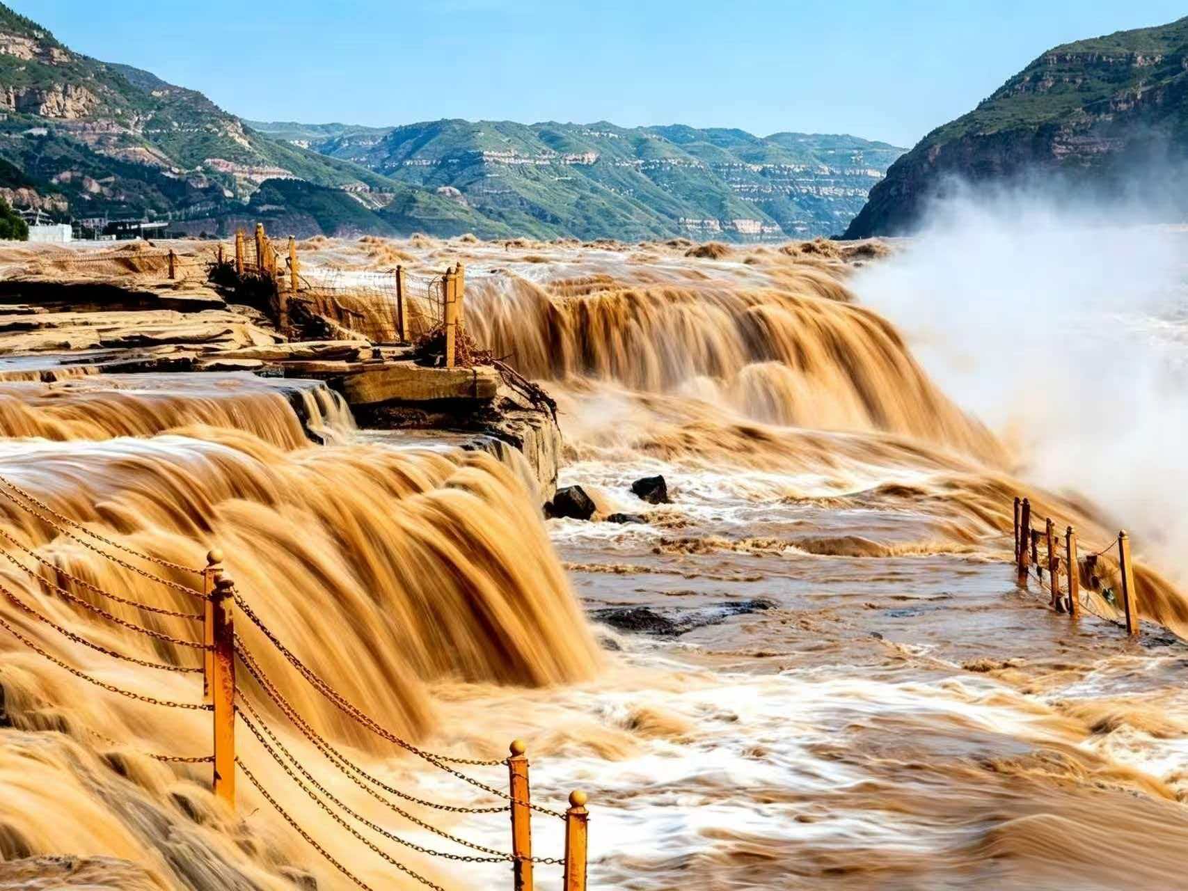 Hukou Waterfall
