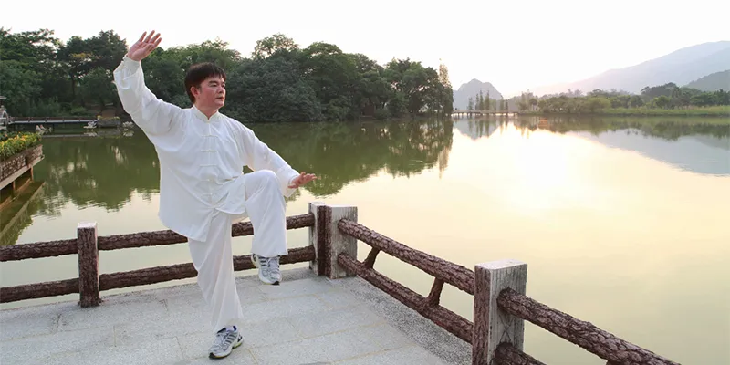 Use the Yi (mind) to Guide the Qi