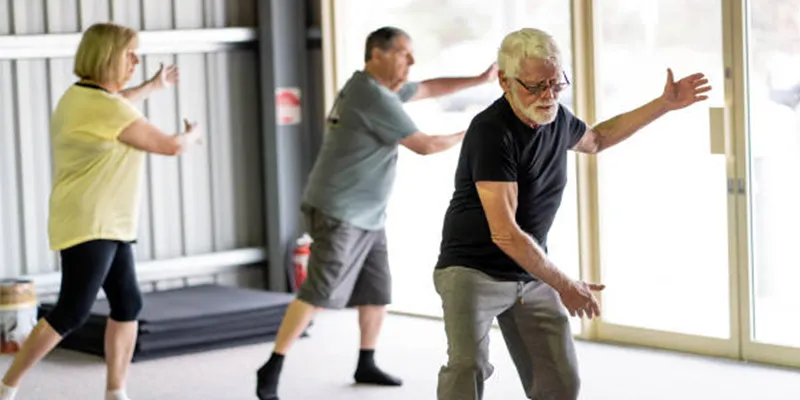 7 Basic Tai Chi Exercises for Seniors with Pictures